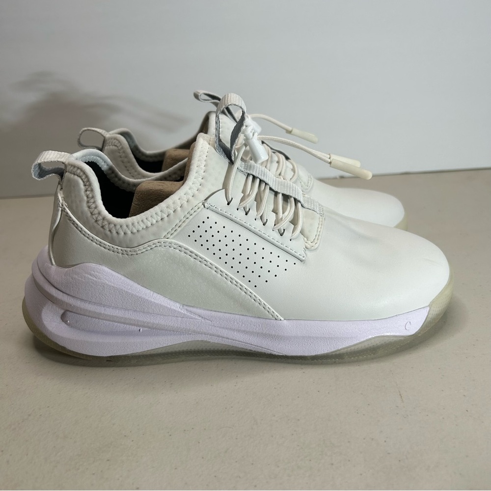 Clove Comfort Sneaker Nursing / Healthcare Shoes Brilliant White